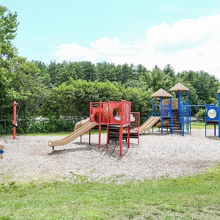 Tuxbury Pond Camping Resort Tiny House Murphy South Hampton Exterior photo